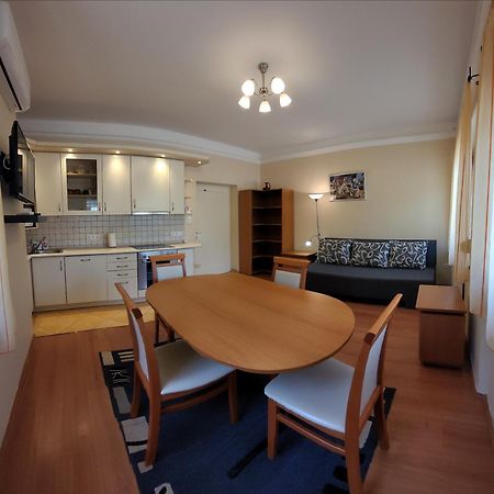 Frank Apartmanhaz Apartment Balatonboglár Exterior photo