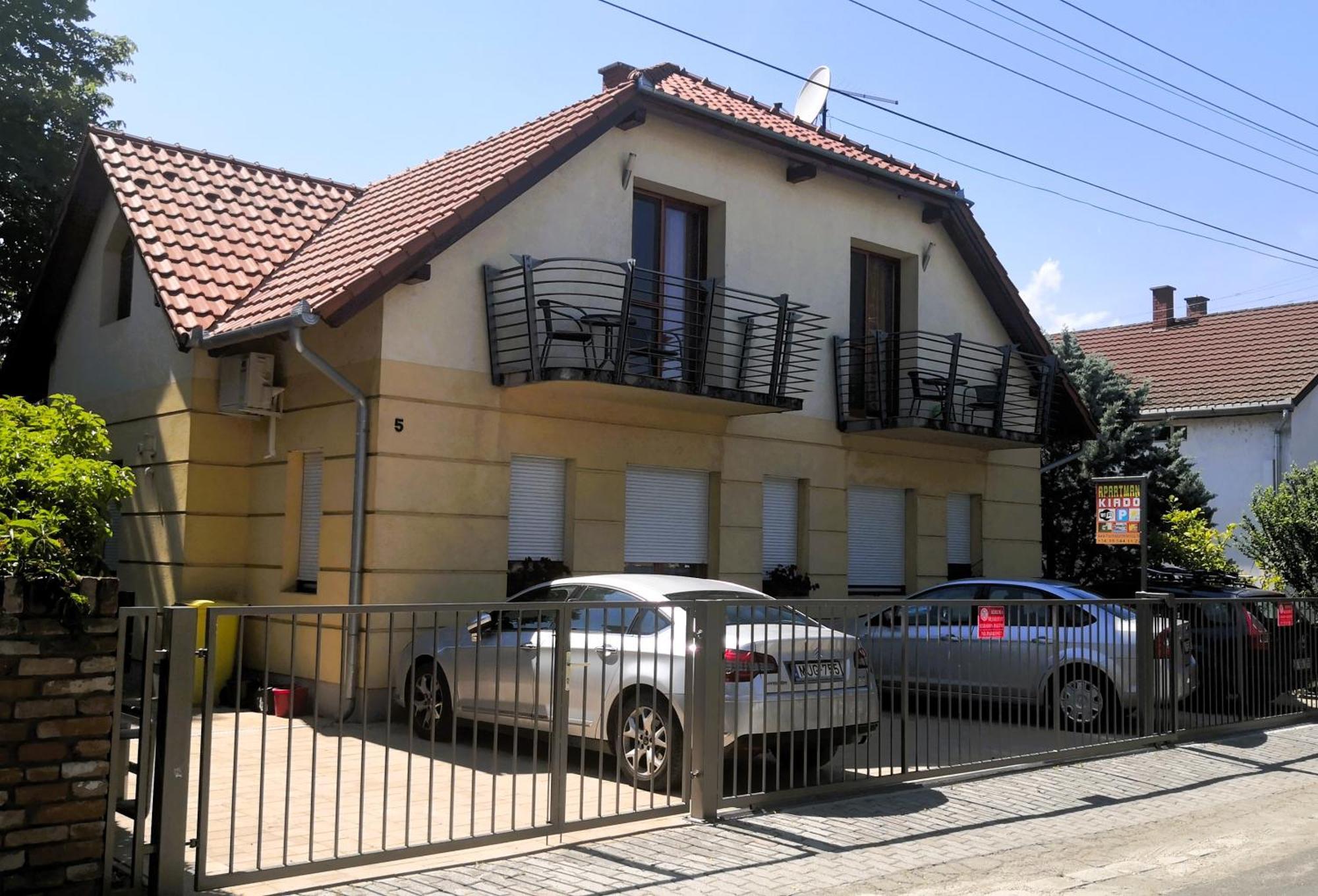 Frank Apartmanhaz Apartment Balatonboglár Exterior photo
