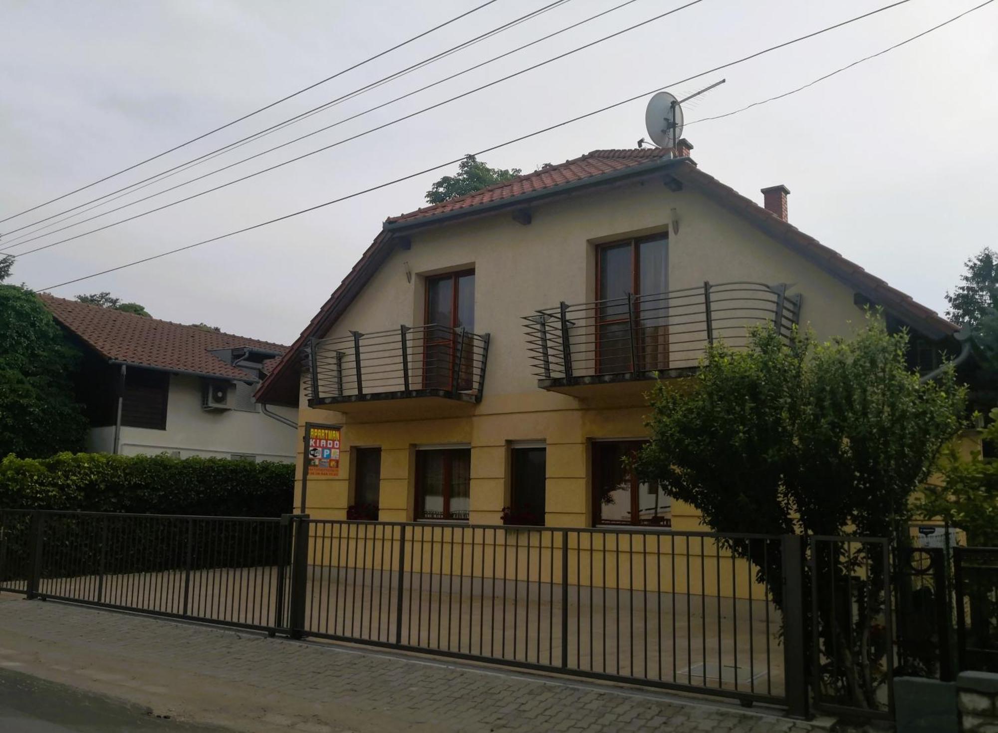 Frank Apartmanhaz Apartment Balatonboglár Exterior photo